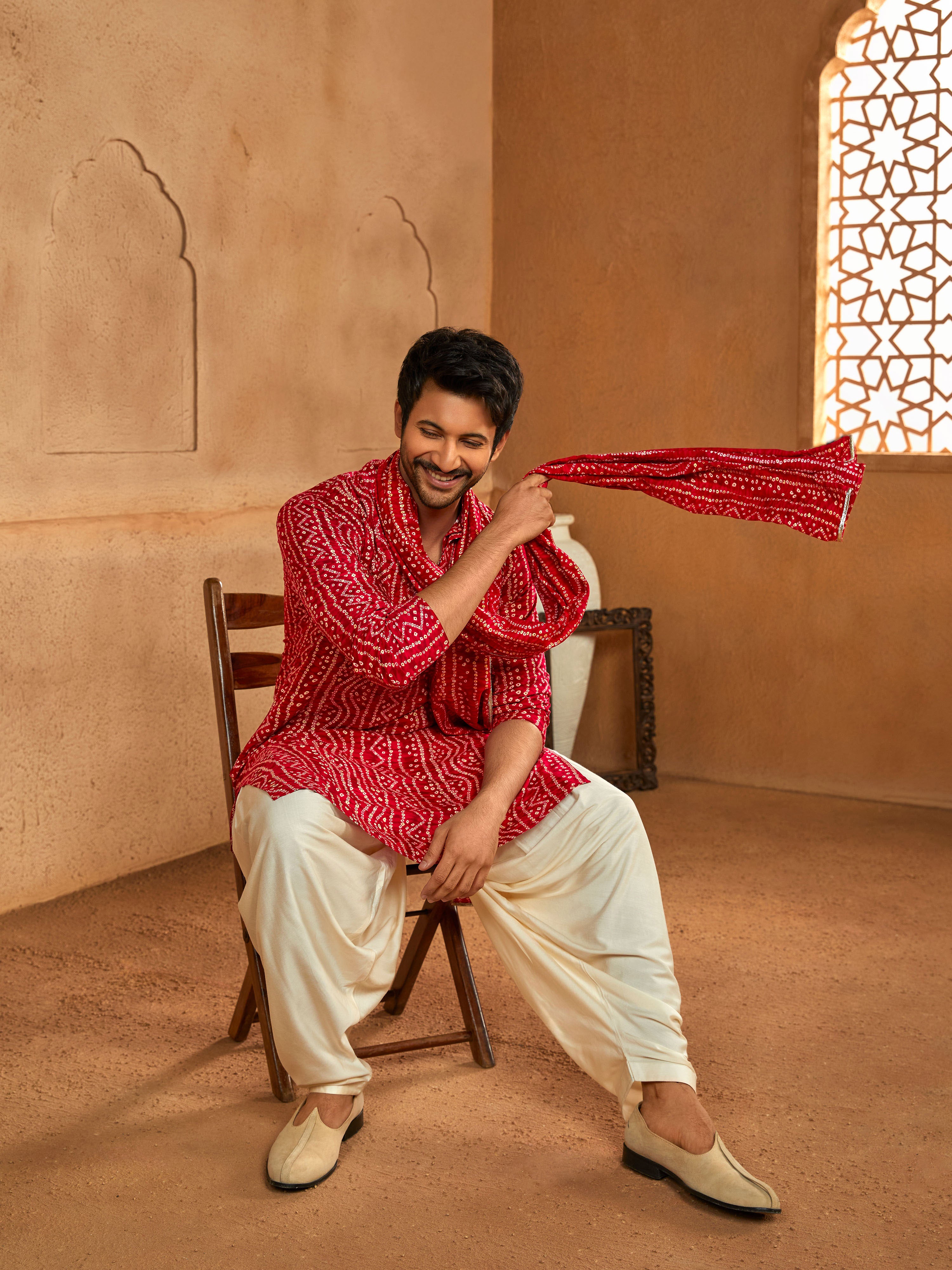 Men's Falsa Bandhni Print Kurta Set with Dupatta