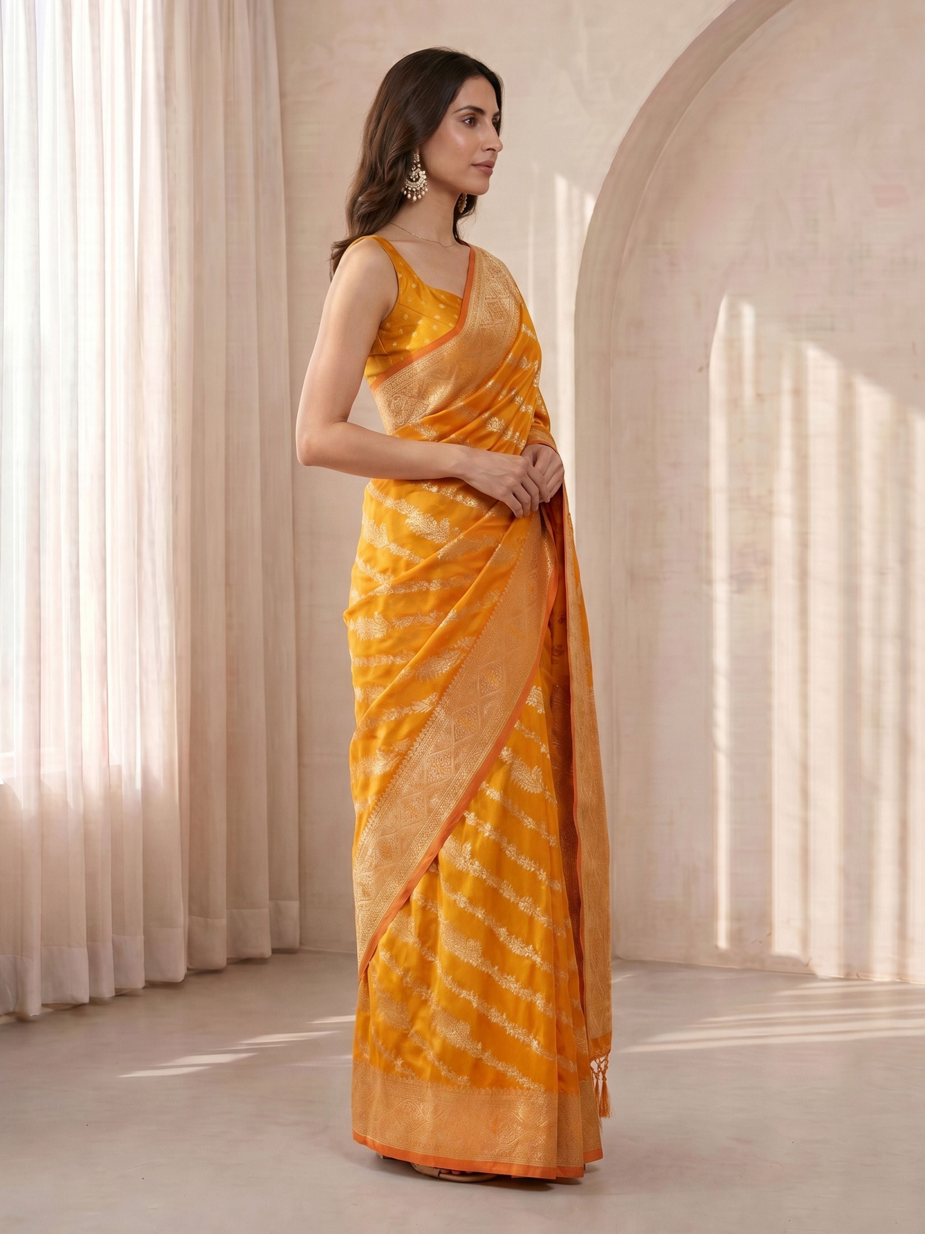 Women's Orange Cotton-Silk Ethnic Motifs Saree With Unstitched Blouse Piece